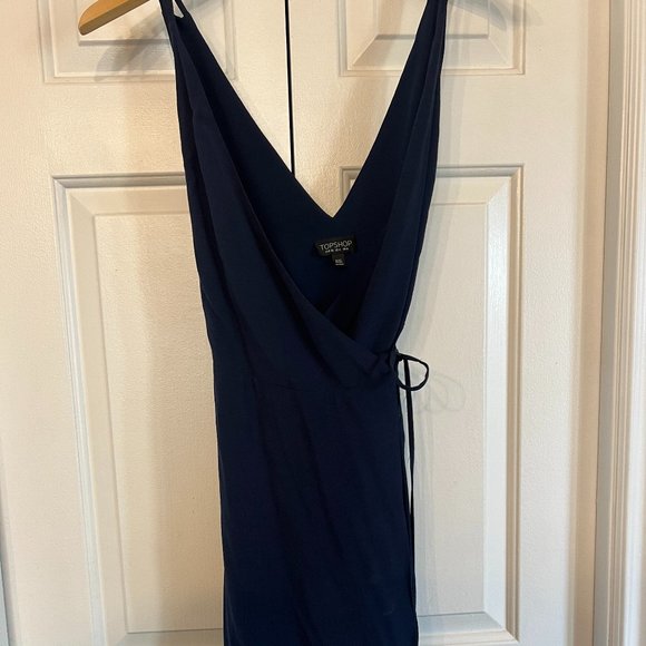 TOPSHOP Navy Blue Sleeveless Wrap Dress - Picture 3 of 10